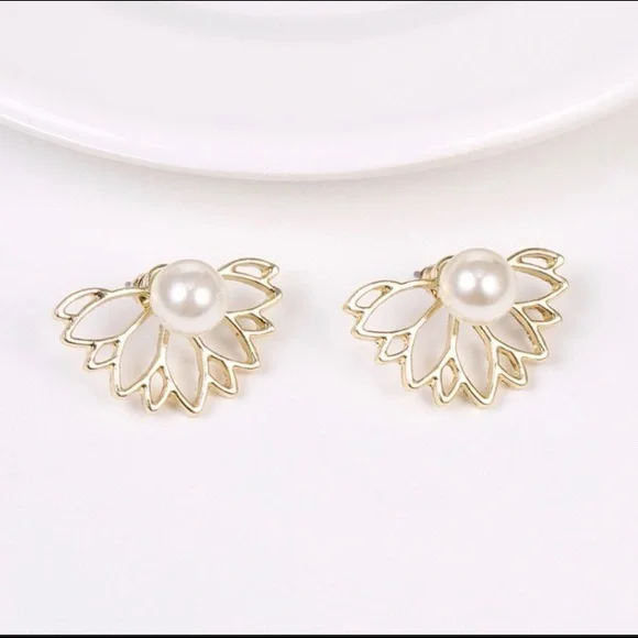 Multi-Wear Pearl Ball Lotus Earrings in Silver - Picture 4 of 5